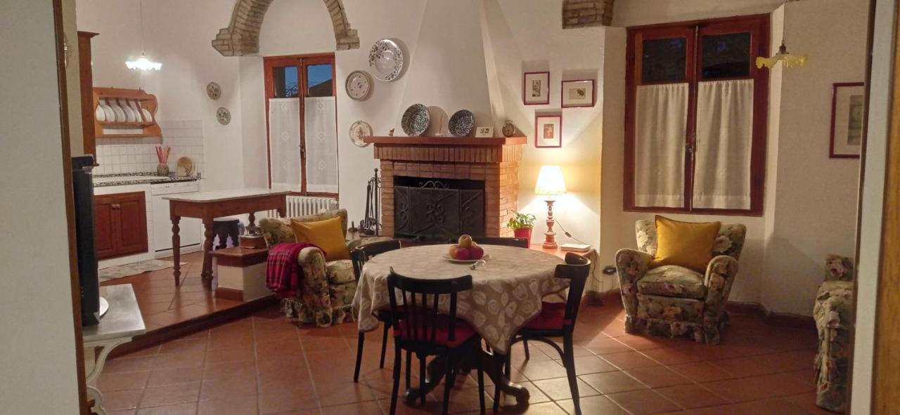 Casa Bartolacci Charme In Bivigliano Exterior photo